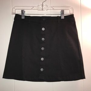 🥀SOLD🥀black button up mini skirt